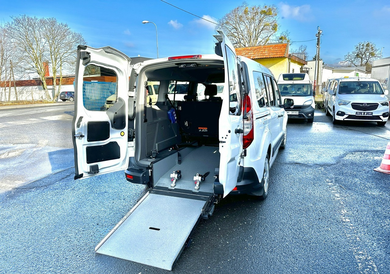 Ford Tourneo Connect II Connect dla Niepełnosprawnych rampa inwalida Model 2021 PFRON - Car: picture 4 Ford Tourneo Connect II Connect dla Niepełnosprawnych rampa inwalida Model 2021 PFRON - Car: picture 4