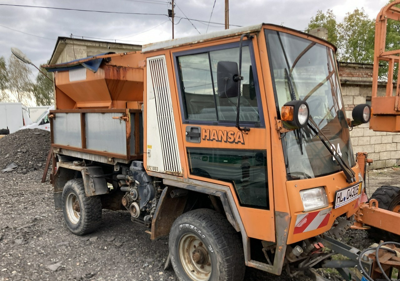 Inna Inny Hansa 4X4 pług posypywarka wywrotka - Snow removal vehicle: picture 1 Inna Inny Hansa 4X4 pług posypywarka wywrotka - Snow removal vehicle: picture 1