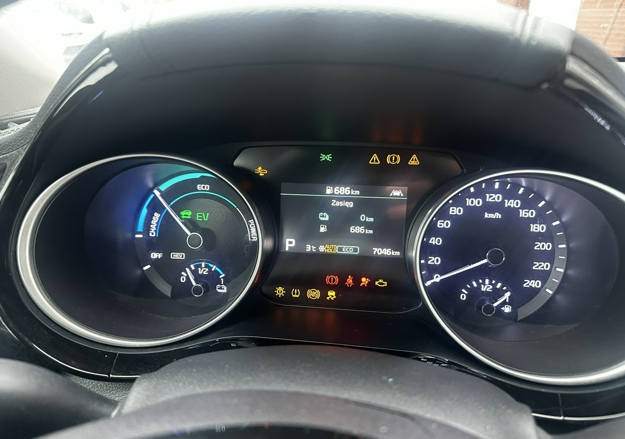Hatchback Kia Xceed 1.6 GDI Hybryda Plug-in 50 km na prądzie 2022: picture 14