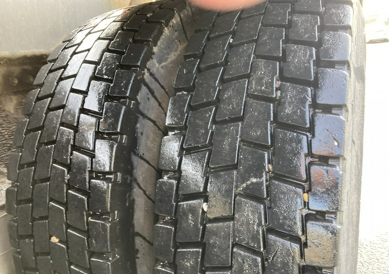 Hook lift truck Mercedes-Benz Axor 2543 Hakowiec MEILLER-KIPPER Model 2009 Axor 2543 Hakowiec MEILLER-KIPPER Model 2009: picture 12 Hook lift truck Mercedes-Benz Axor 2543 Hakowiec MEILLER-KIPPER Model 2009 Axor 2543 Hakowiec MEILLER-KIPPER Model 2009: picture 12