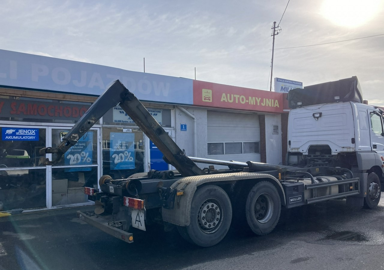 Hook lift truck Mercedes-Benz Axor 2543 Hakowiec MEILLER-KIPPER Model 2009 Axor 2543 Hakowiec MEILLER-KIPPER Model 2009: picture 8 Hook lift truck Mercedes-Benz Axor 2543 Hakowiec MEILLER-KIPPER Model 2009 Axor 2543 Hakowiec MEILLER-KIPPER Model 2009: picture 8
