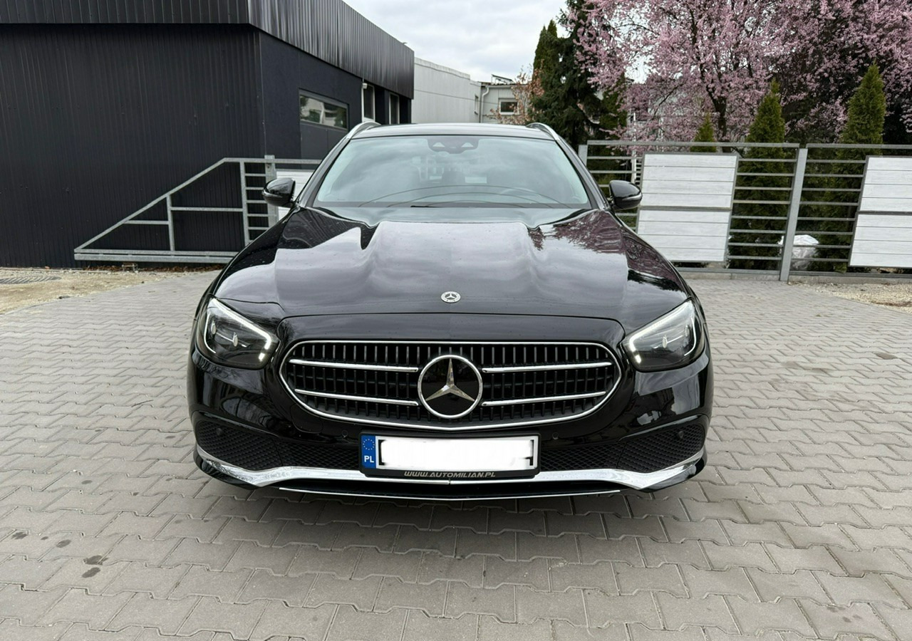 Car Mercedes-Benz Klasa E E300de EQ-Power Hybrid 50km na prądzie 2.0d 306KM Avantgarde Panoram: picture 7 Car Mercedes-Benz Klasa E E300de EQ-Power Hybrid 50km na prądzie 2.0d 306KM Avantgarde Panoram: picture 7