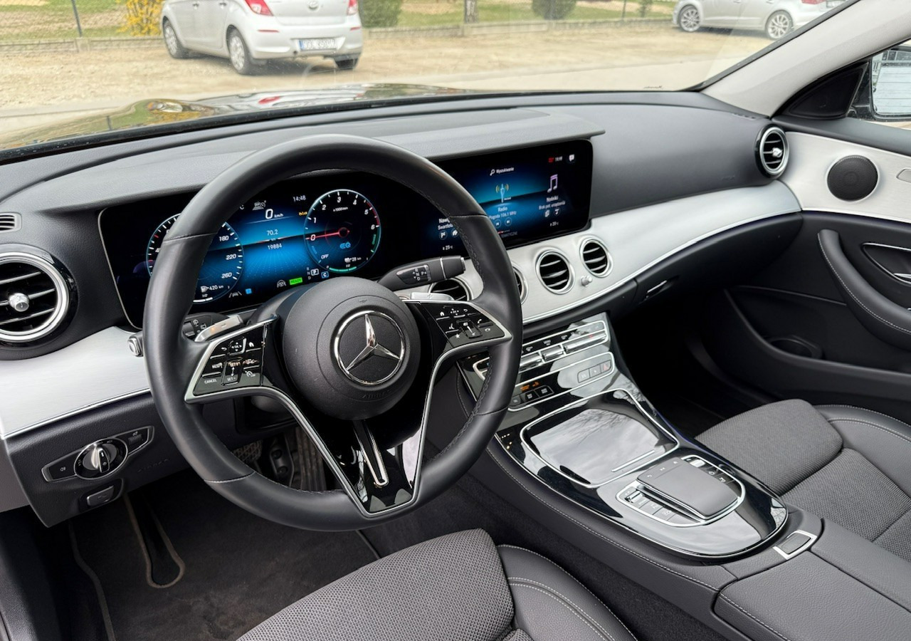 Car Mercedes-Benz Klasa E E300de EQ-Power Hybrid 50km na prądzie 2.0d 306KM Avantgarde Panoram: picture 13 Car Mercedes-Benz Klasa E E300de EQ-Power Hybrid 50km na prądzie 2.0d 306KM Avantgarde Panoram: picture 13