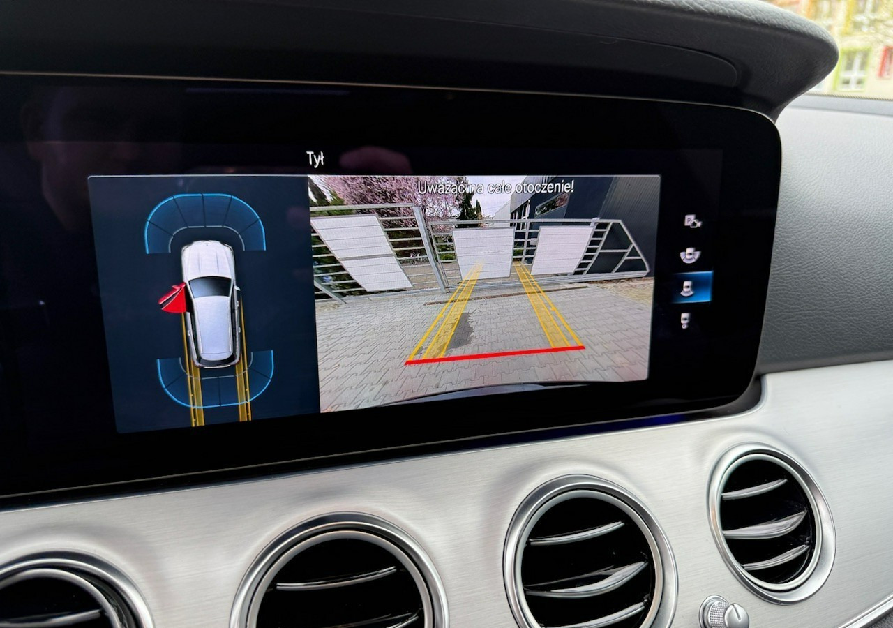 Car Mercedes-Benz Klasa E E300de EQ-Power Hybrid 50km na prądzie 2.0d 306KM Avantgarde Panoram: picture 17 Car Mercedes-Benz Klasa E E300de EQ-Power Hybrid 50km na prądzie 2.0d 306KM Avantgarde Panoram: picture 17