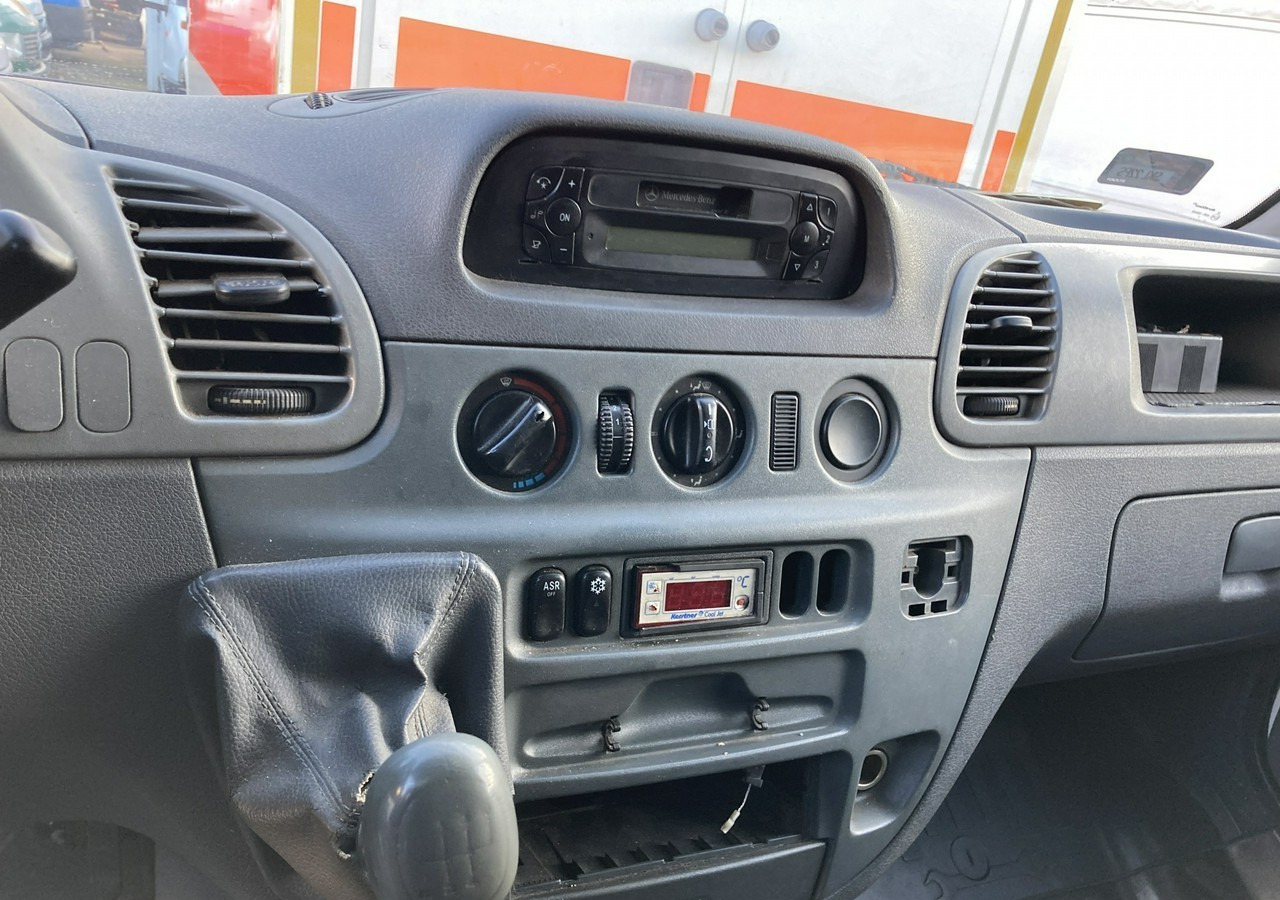 Refrigerated van Mercedes-Benz Sprinter Sprinter 313 CDI Chłodnia -Mrożnia Kesstner: picture 15