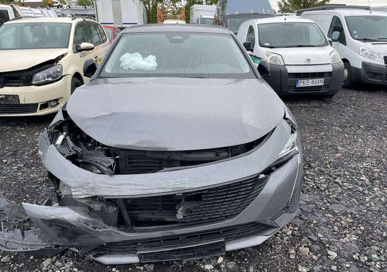 Station wagon Peugeot 308 P5 Peugeot 308 1.5-131KM BlueHDi Allure Pack S&S EAT8 Salon PL 2024: picture 8