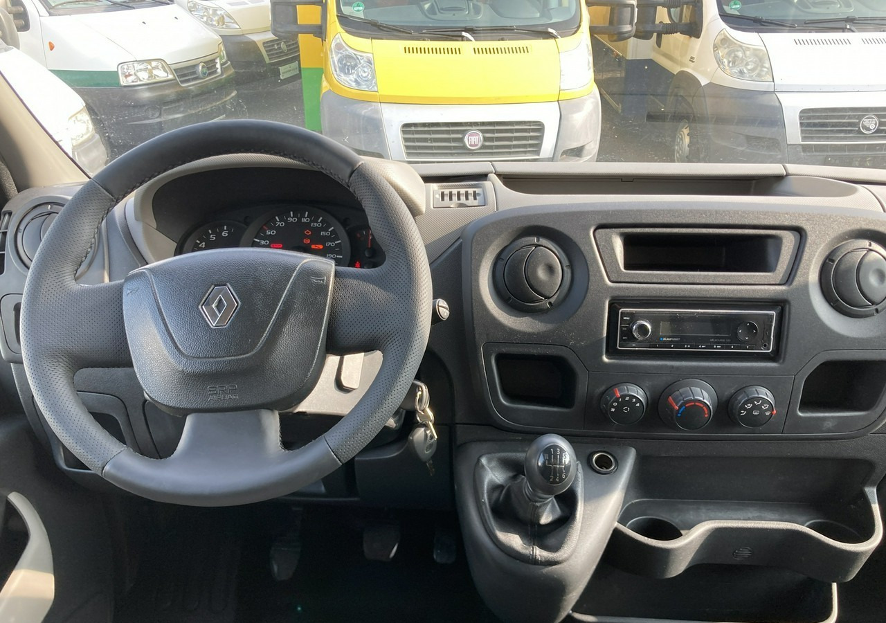 Vending truck Renault Master Autosklep pieczywa Gastronomiczny Food Truck Foodtruck sklep BORCO20: picture 14 Vending truck Renault Master Autosklep pieczywa Gastronomiczny Food Truck Foodtruck sklep BORCO20: picture 14