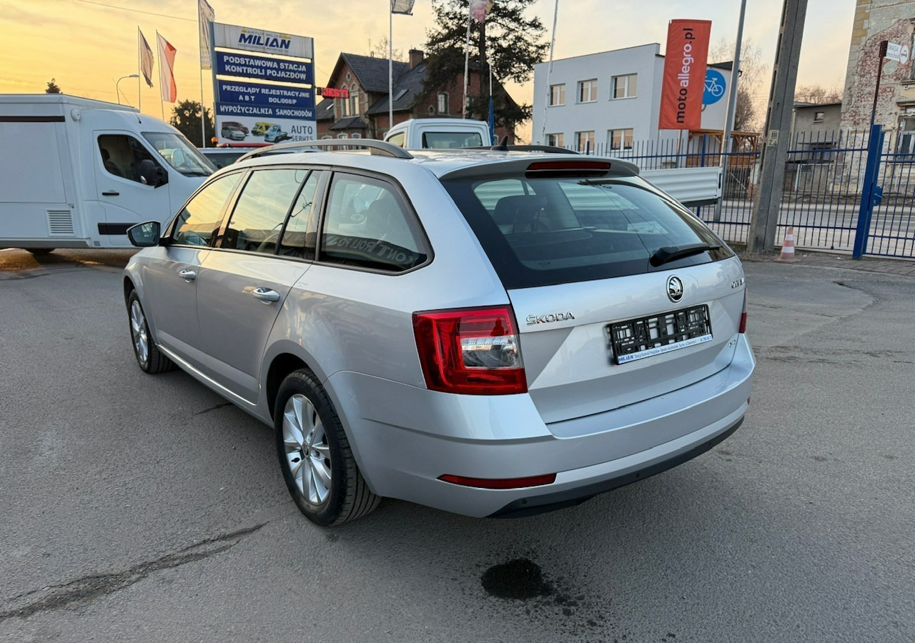 Skoda Octavia III Skoda Octavia 4X4 LIFT 2.0 TDI 150KM DSG 2018 Bezwypadkowa FV23% - Car: picture 5 Skoda Octavia III Skoda Octavia 4X4 LIFT 2.0 TDI 150KM DSG 2018 Bezwypadkowa FV23% - Car: picture 5