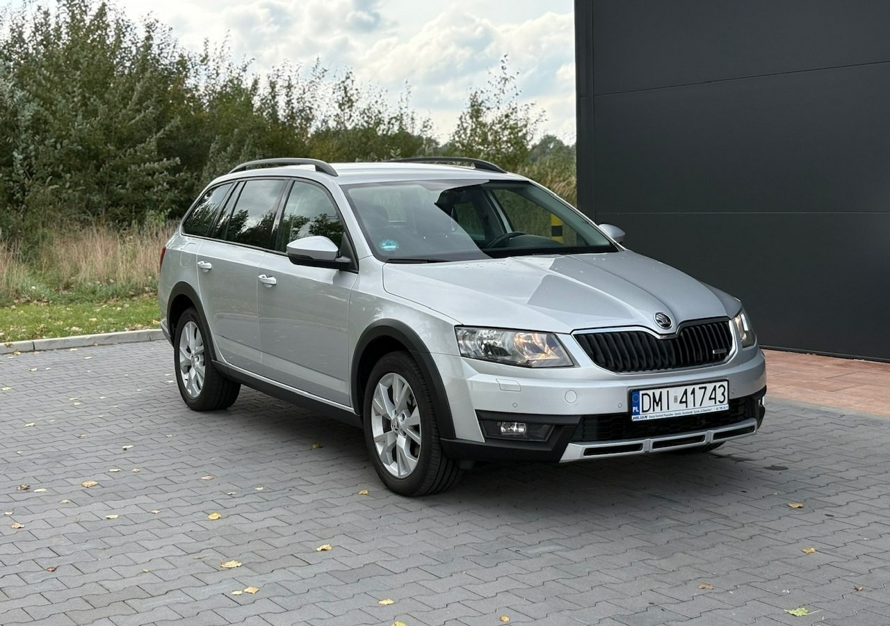 Skoda Octavia III Skoda Octavia 4X4 Scout 2.0 TDI -150KM Model 2017 Bezwypadkowa FV 23 - Car: picture 1 Skoda Octavia III Skoda Octavia 4X4 Scout 2.0 TDI -150KM Model 2017 Bezwypadkowa FV 23 - Car: picture 1
