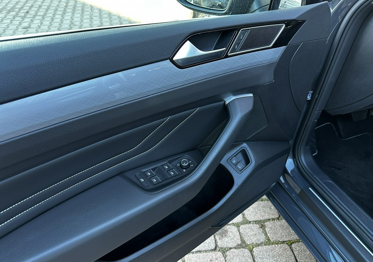 Car Volkswagen Passat B8 GTE 1.4TSI 218KM Hybryda Plug-in zasięg 50km Panorama*Navi*Skóra*FV2: picture 9