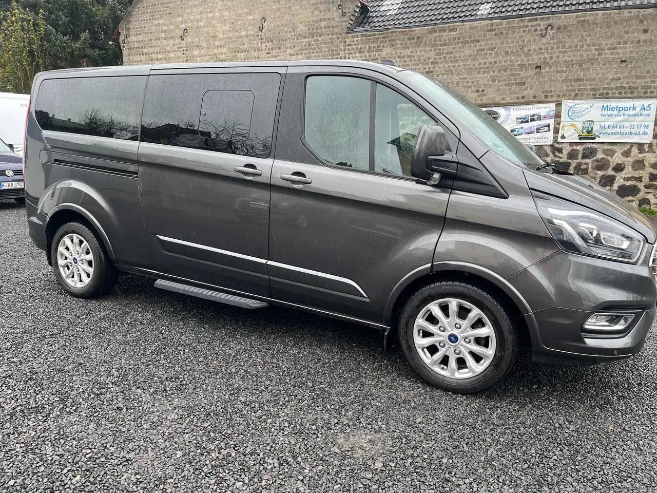 Ford Transit Custom 320 L2 Tourneo Titanium - Minibus, Passenger van: picture 3 Ford Transit Custom 320 L2 Tourneo Titanium - Minibus, Passenger van: picture 3
