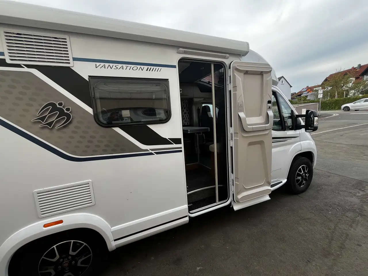 New Semi-integrated motorhome Knaus VAN TI 650 MEG VANSATION: picture 7 New Semi-integrated motorhome Knaus VAN TI 650 MEG VANSATION: picture 7