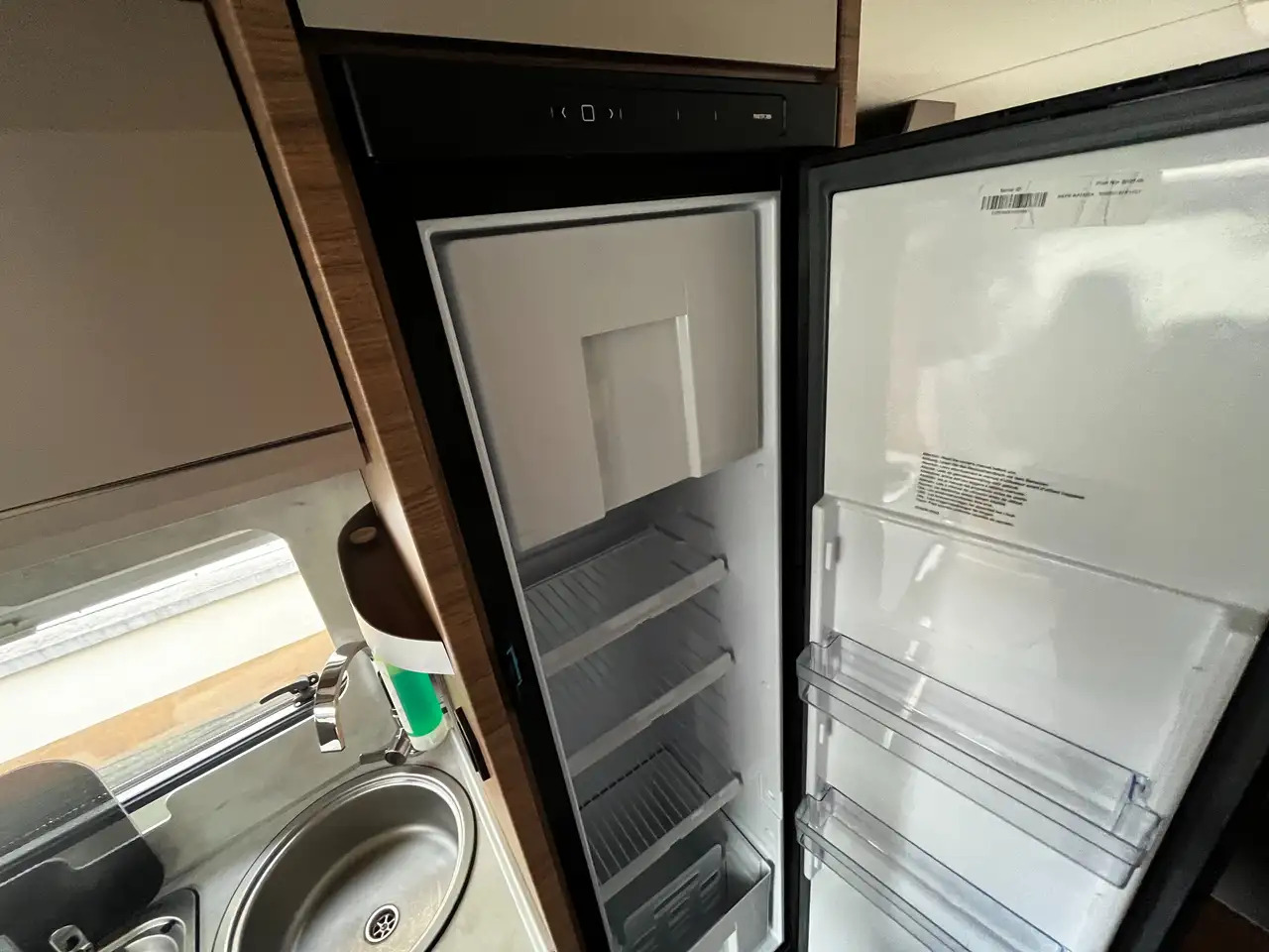 New Semi-integrated motorhome Knaus VAN TI 650 MEG VANSATION: picture 17 New Semi-integrated motorhome Knaus VAN TI 650 MEG VANSATION: picture 17