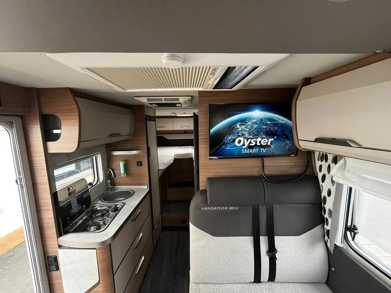 New Semi-integrated motorhome Knaus VAN TI 650 MEG VANSATION: picture 10 New Semi-integrated motorhome Knaus VAN TI 650 MEG VANSATION: picture 10