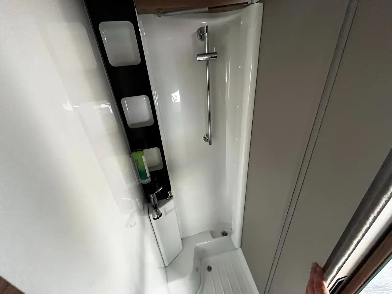 New Semi-integrated motorhome Knaus VAN TI 650 MEG VANSATION: picture 16 New Semi-integrated motorhome Knaus VAN TI 650 MEG VANSATION: picture 16