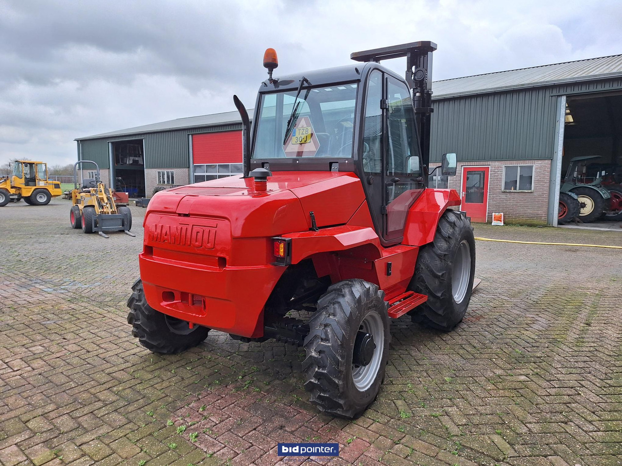 Manitou 30-4   4x4 - Diesel forklift: picture 5 Manitou 30-4   4x4 - Diesel forklift: picture 5
