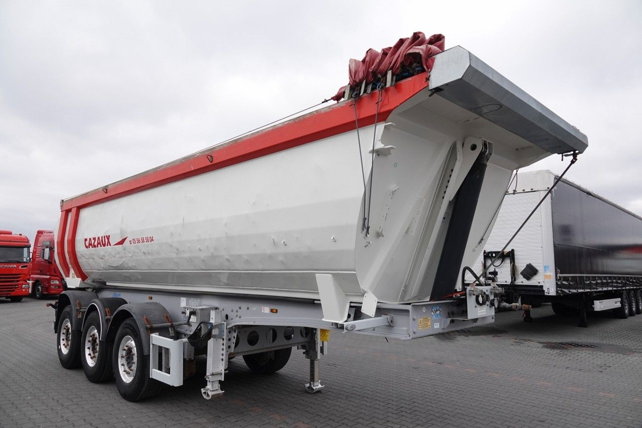 Tipper semi-trailer Benalu MENCI WYWROTKA /28 m3 / ALUMINIOWA / OŚ PODNOSZO: picture 8 Tipper semi-trailer Benalu MENCI WYWROTKA /28 m3 / ALUMINIOWA / OŚ PODNOSZO: picture 8