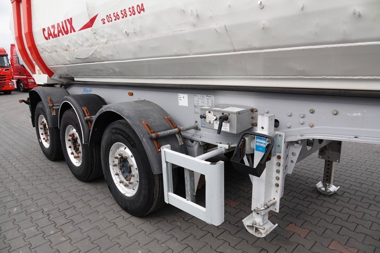 Tipper semi-trailer Benalu MENCI WYWROTKA /28 m3 / ALUMINIOWA / OŚ PODNOSZO: picture 9 Tipper semi-trailer Benalu MENCI WYWROTKA /28 m3 / ALUMINIOWA / OŚ PODNOSZO: picture 9