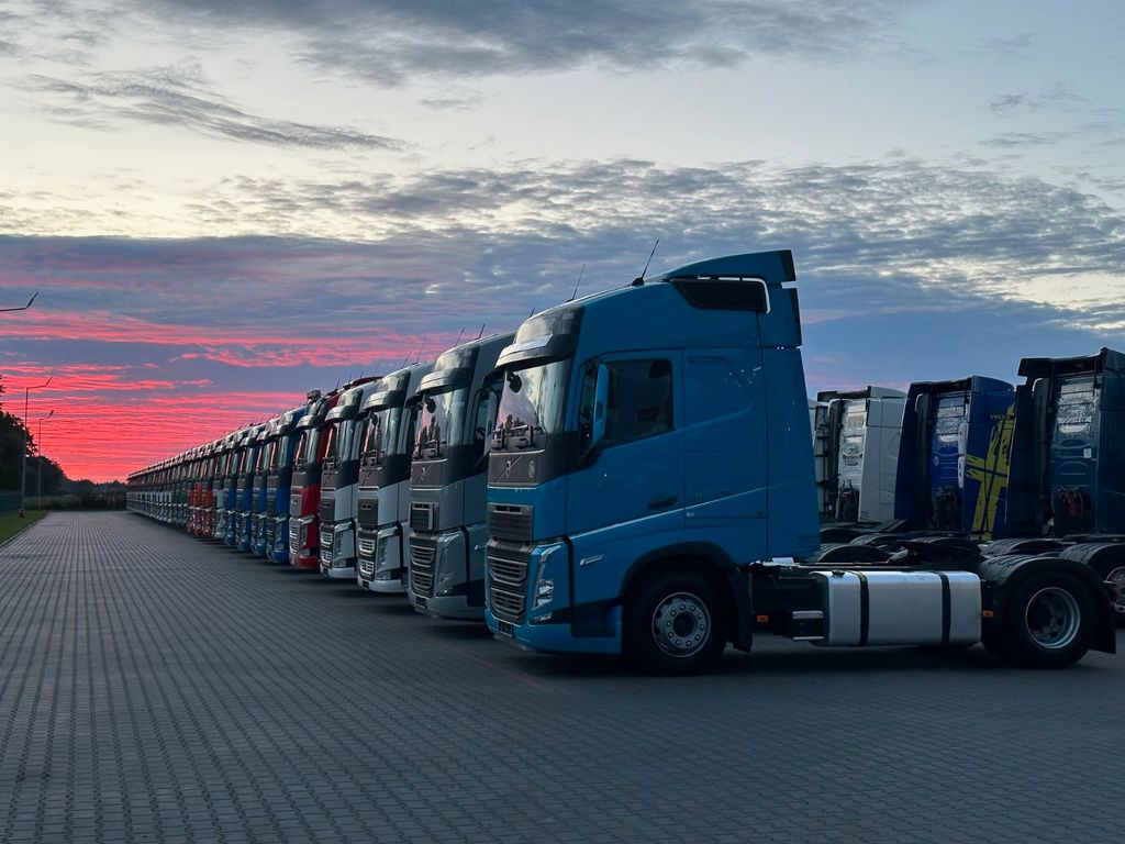Leasing of Frühauf CURTAINSIDER / STANDARD / SAF/ STRONG FLOOR/2015  Frühauf CURTAINSIDER / STANDARD / SAF/ STRONG FLOOR/2015: picture 20