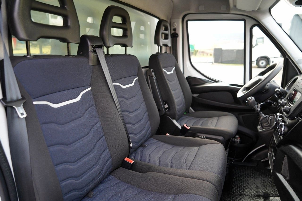 Refrigerated van Iveco DAILY 35-160 / KONTENER 4,2 M    / WINDA  / BLIŹ: picture 35