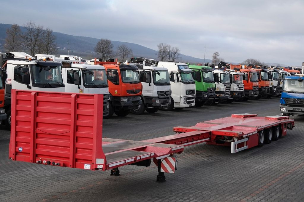 Kässbohrer NSP-24 / NACZEPA LAWETA / NISKOPODWOZIE / ROZCIĄ - Low loader semi-trailer: picture 1 Kässbohrer NSP-24 / NACZEPA LAWETA / NISKOPODWOZIE / ROZCIĄ - Low loader semi-trailer: picture 1