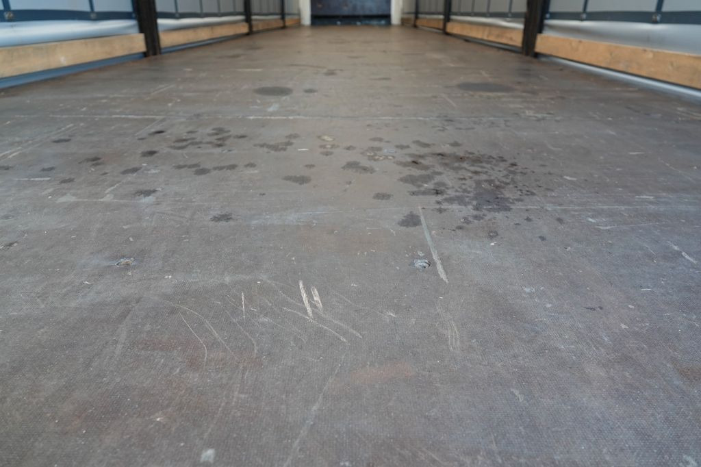 Curtainsider semi-trailer Krone FIRANKA / 2017 ROK / STANDARD / OŚ PODNISZONA: picture 17 Curtainsider semi-trailer Krone FIRANKA / 2017 ROK / STANDARD / OŚ PODNISZONA: picture 17