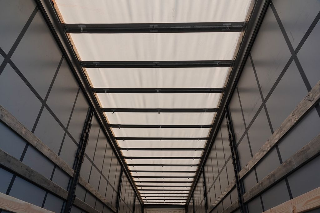 Curtainsider semi-trailer Krone FIRANKA / 2017 ROK / STANDARD / OŚ PODNISZONA: picture 16 Curtainsider semi-trailer Krone FIRANKA / 2017 ROK / STANDARD / OŚ PODNISZONA: picture 16