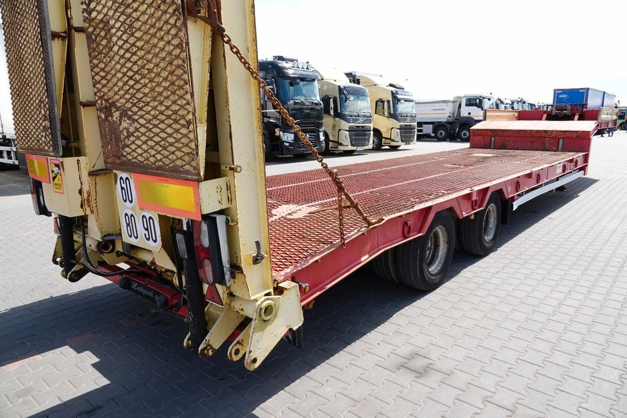 Low loader semi-trailer LAWETA NISKOPODWOZIOWA / NAJAZDY HYDRAULICZNE /: picture 10 Low loader semi-trailer LAWETA NISKOPODWOZIOWA / NAJAZDY HYDRAULICZNE /: picture 10