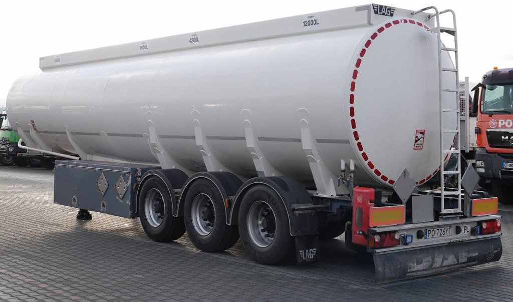 Lag CYSTERNA DO PALIWA / 36200 L / 4 KOMORY - Tank semi-trailer: picture 4 Lag CYSTERNA DO PALIWA / 36200 L / 4 KOMORY - Tank semi-trailer: picture 4