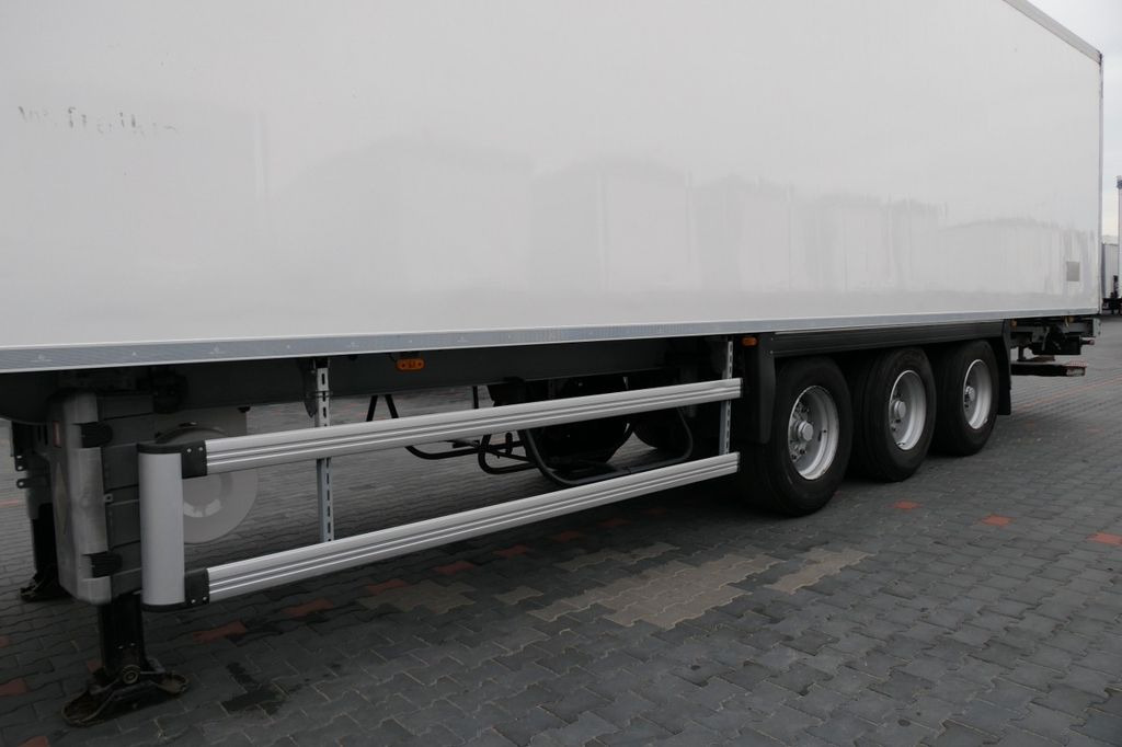 Leasing of LeciTrailer FRAPPA / CHŁODNIA / CARRIER VECTOR 1850 / WINDA  LeciTrailer FRAPPA / CHŁODNIA / CARRIER VECTOR 1850 / WINDA: picture 14