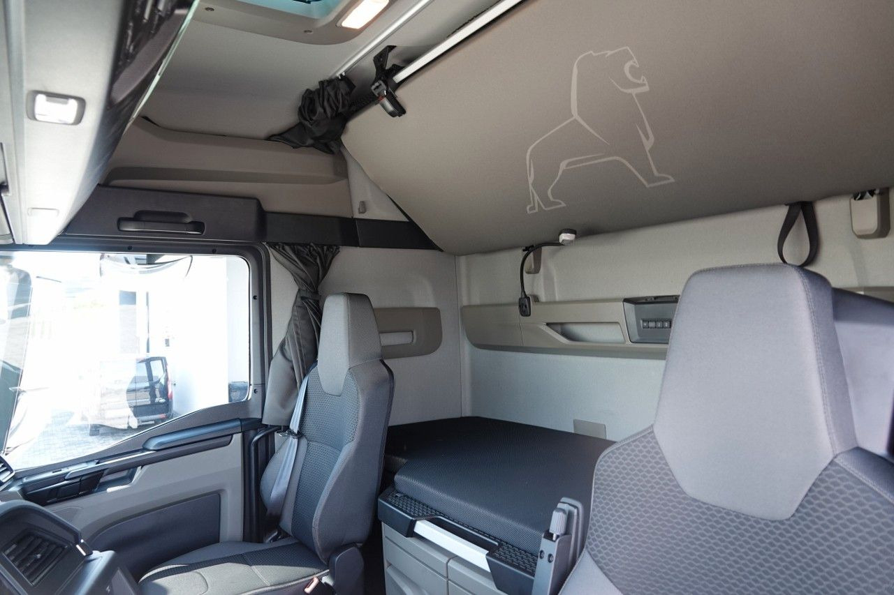 Box truck MAN TGX 26.520 / 6x2 / CHŁODNIA -8,6 M / AGREGAT THE: picture 11 Box truck MAN TGX 26.520 / 6x2 / CHŁODNIA -8,6 M / AGREGAT THE: picture 11