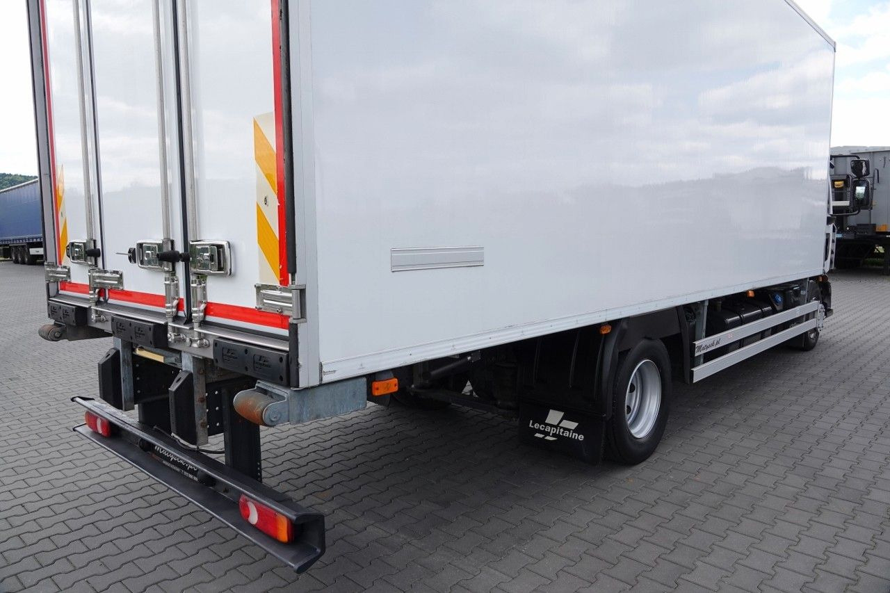 Refrigerator truck Renault D 16 260 / 4X2 / REFRIDGERATOR - 6,8 M / BI TEMP: picture 8