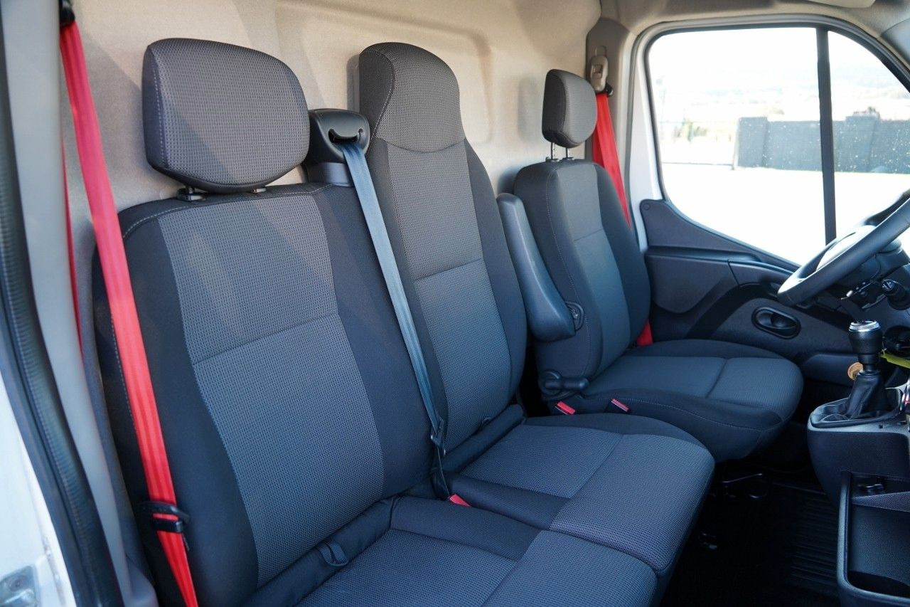 Leasing of  Renault MASTER / BLASZAK / FURGON / MANUAL / HAK / 2022 Renault MASTER / BLASZAK / FURGON / MANUAL / HAK / 2022: picture 16