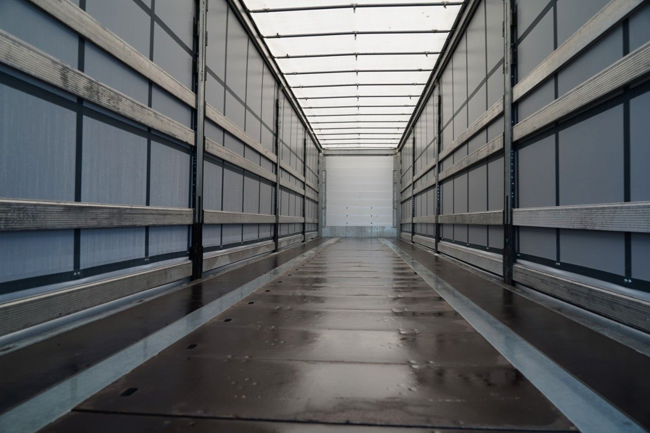 Curtainsider semi-trailer Schmitz Cargobull FIRANKA / STANDARD / MULDA DO STALI - 9 M / DACH: picture 14 Curtainsider semi-trailer Schmitz Cargobull FIRANKA / STANDARD / MULDA DO STALI - 9 M / DACH: picture 14
