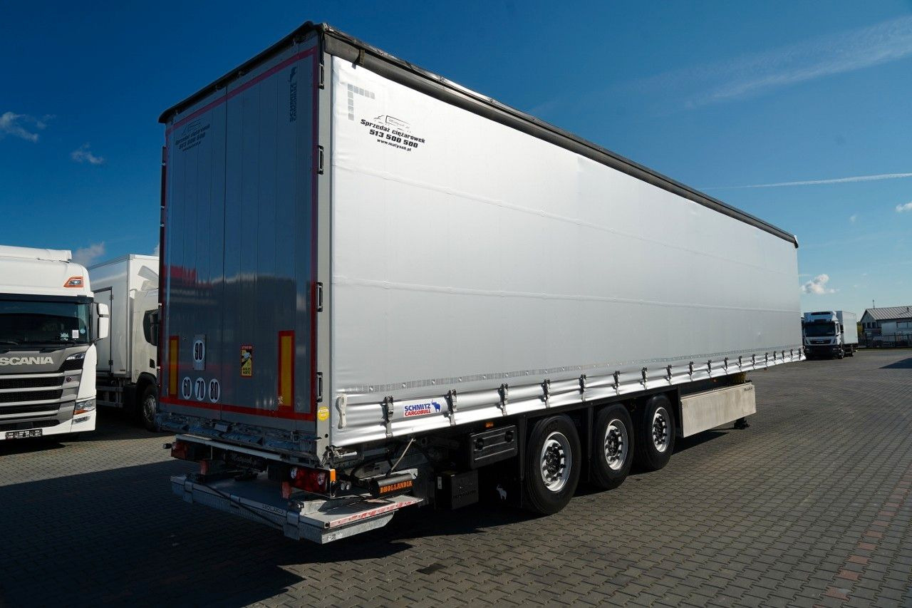 Schmitz Cargobull FIRANKA / WINDA ZAŁADOWCZA / 2x OŚ PODNOSZONA / - Curtainsider semi-trailer: picture 2 Schmitz Cargobull FIRANKA / WINDA ZAŁADOWCZA / 2x OŚ PODNOSZONA / - Curtainsider semi-trailer: picture 2