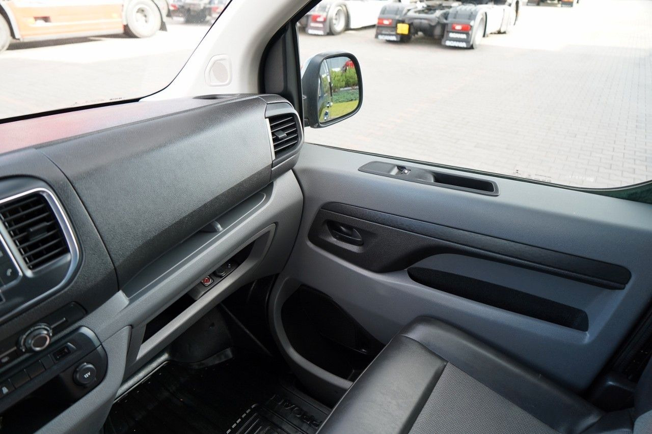 Small van Toyota PROACE / FURGON / BLASZAK / 2.0 D / ZABUDOWA: picture 14 Small van Toyota PROACE / FURGON / BLASZAK / 2.0 D / ZABUDOWA: picture 14