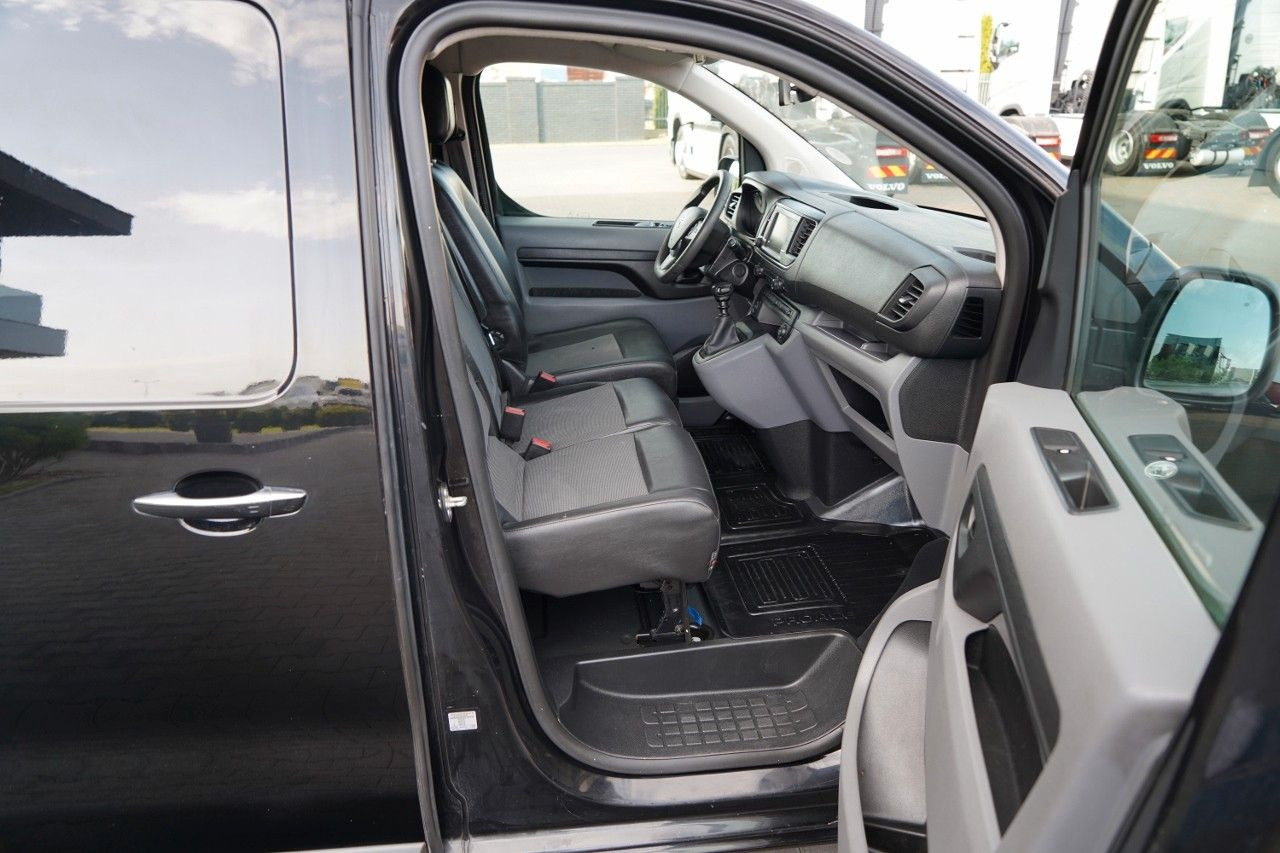 Small van Toyota PROACE / FURGON / BLASZAK / 2.0 D / ZABUDOWA: picture 17 Small van Toyota PROACE / FURGON / BLASZAK / 2.0 D / ZABUDOWA: picture 17