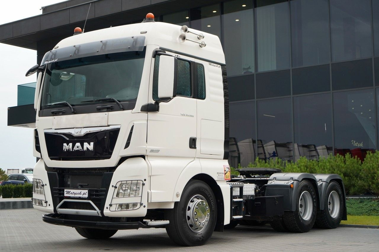 MAN TGX 33.560 / 6x4 / RETARDER / DMC: 96 TON / SKÓR - Tractor unit: picture 4 MAN TGX 33.560 / 6x4 / RETARDER / DMC: 96 TON / SKÓR - Tractor unit: picture 4