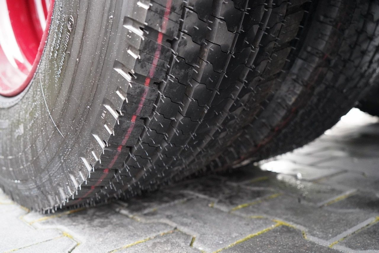 Tractor unit Renault T 520 / EDYCJA LIMITOWANA - 1894 / FULL AIRMATI: picture 13