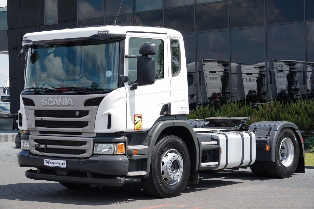 Scania P 360 / NISKA KABINA / DZIENNA KABINA / ADR / - Tractor unit: picture 2 Scania P 360 / NISKA KABINA / DZIENNA KABINA / ADR / - Tractor unit: picture 2