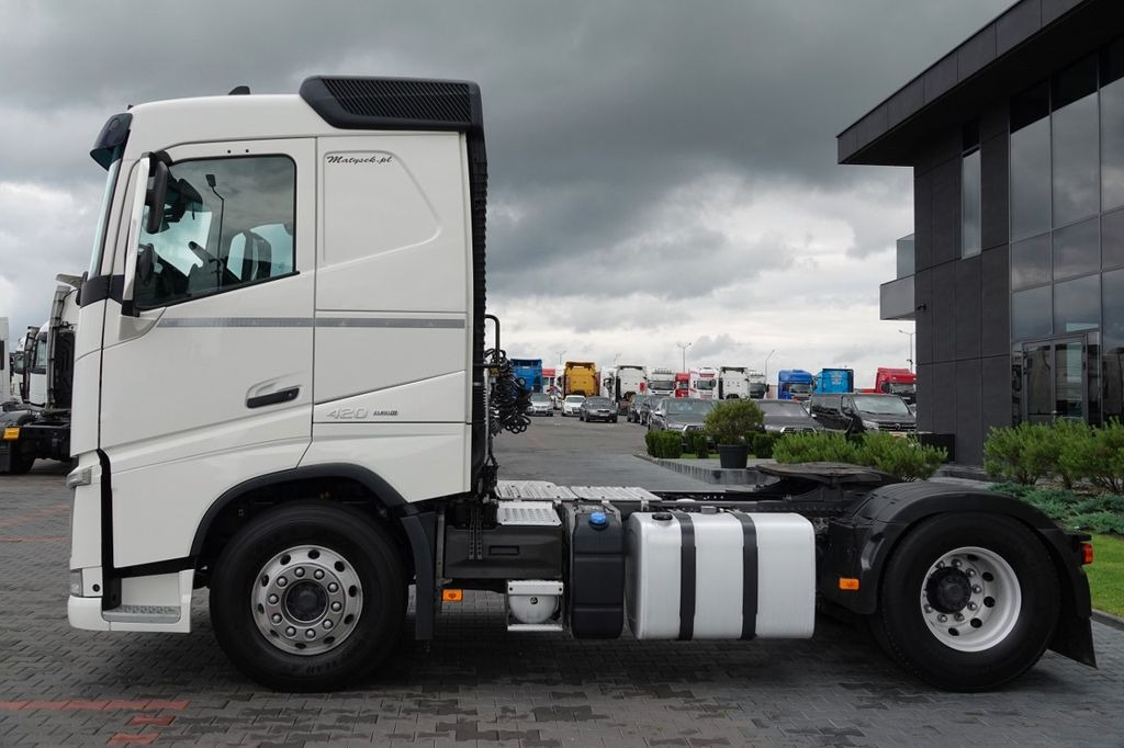 Volvo FH 420 / 13 L / PEŁNY ADR / 2017 ROK / LOW CAB  - Tractor unit: picture 3 Volvo FH 420 / 13 L / PEŁNY ADR / 2017 ROK / LOW CAB  - Tractor unit: picture 3
