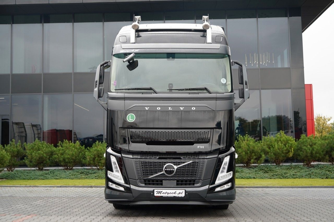 Volvo FH 500 / 2025 ROK / 88 TYS KM / XXL / I-SHIFT - Tractor unit: picture 4 Volvo FH 500 / 2025 ROK / 88 TYS KM / XXL / I-SHIFT - Tractor unit: picture 4