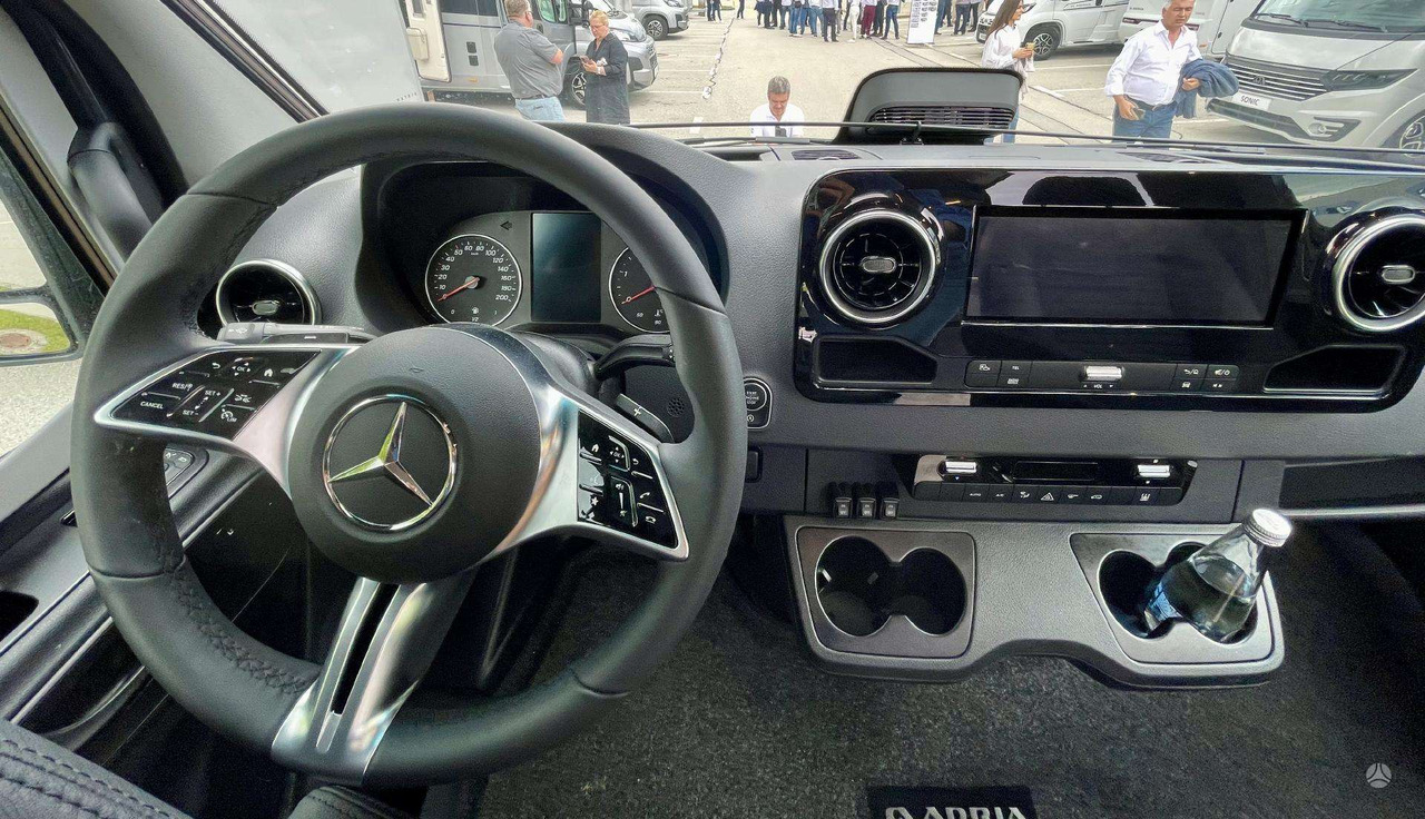 New Camper van Adria Super Twin: picture 13