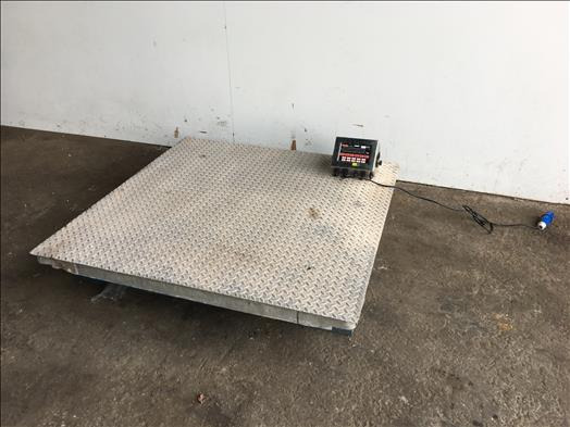 Avery Berkel L126 Stainless platform scale - Food processing equipment: picture 1 Avery Berkel L126 Stainless platform scale - Food processing equipment: picture 1