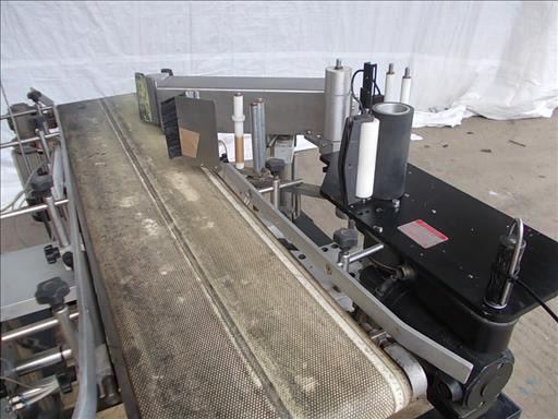 Combina 01-120RH Pneu Wipe Side labeller - Packaging machinery: picture 3 Combina 01-120RH Pneu Wipe Side labeller - Packaging machinery: picture 3
