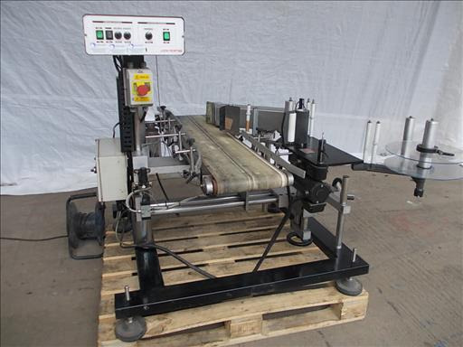 Combina 01-120RH Pneu Wipe Side labeller - Packaging machinery: picture 2 Combina 01-120RH Pneu Wipe Side labeller - Packaging machinery: picture 2
