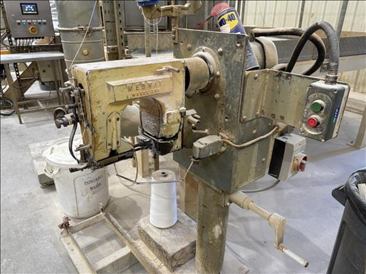 Medway 150 Sack stitcher machine - Packaging machinery: picture 2 Medway 150 Sack stitcher machine - Packaging machinery: picture 2