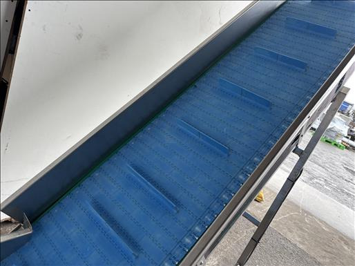 NNP Flighted elevator conveyor - Conveyor: picture 4 NNP Flighted elevator conveyor - Conveyor: picture 4