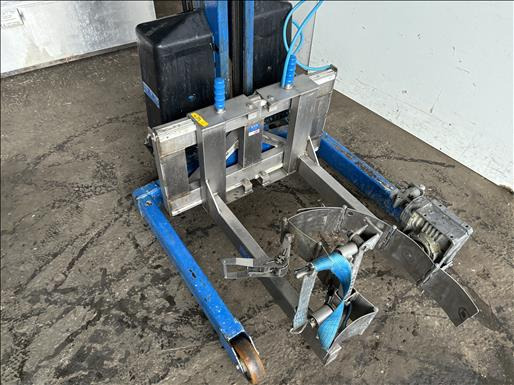 STS STP01 Power clamp drum tipper - Packaging machinery: picture 4 STS STP01 Power clamp drum tipper - Packaging machinery: picture 4