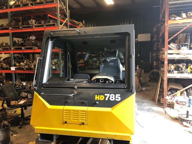 KOMATSU HD785-7 CAB - Attachment: picture 1 KOMATSU HD785-7 CAB - Attachment: picture 1